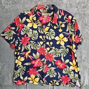 Sunset  Cove Women's Floral Button up Blouse Size 2X blue red short sleeve